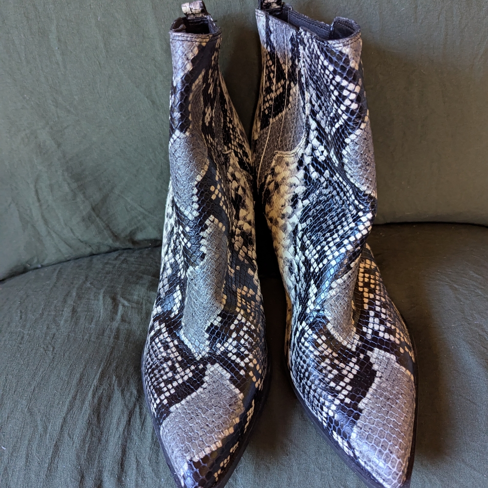 Snakeskin Pattern Ankle Boots